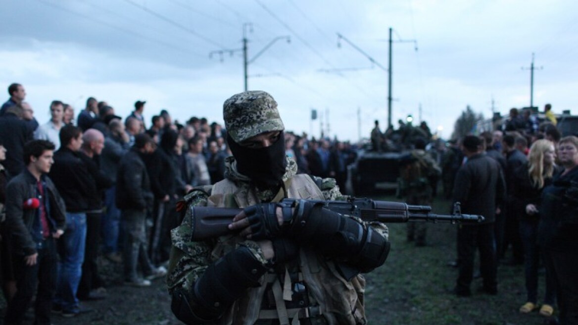 Ουκρανία: Φιλορώσοι κατέρριψαν δύο ουκρανικά μαχητικά αεροσκάφη 